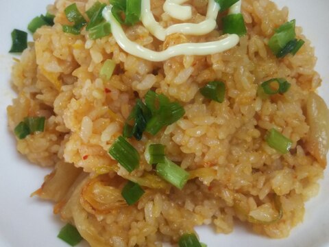 ラーメンスープの素で☆キムチチャーハン